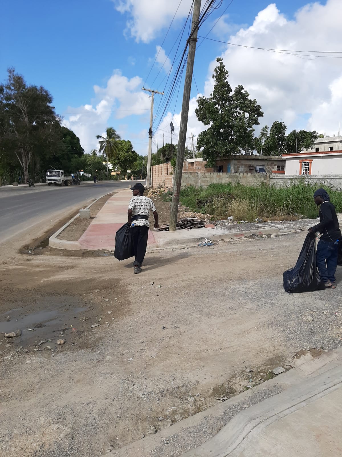 El Ayuntamiento de San Rafael del Yuma realiza operativo de limpieza